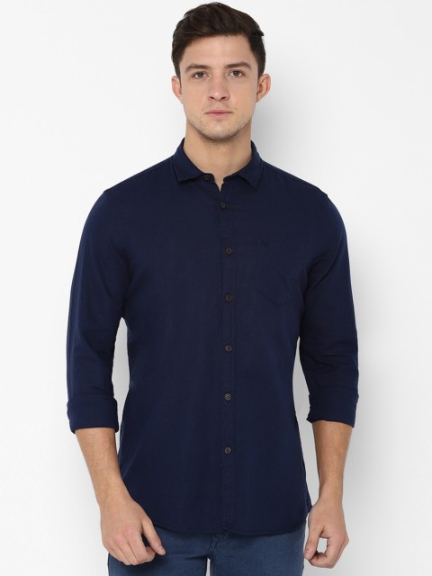 

Solly Jeans Co. Men Navy Blue Regular Fit Solid Casual Shirt