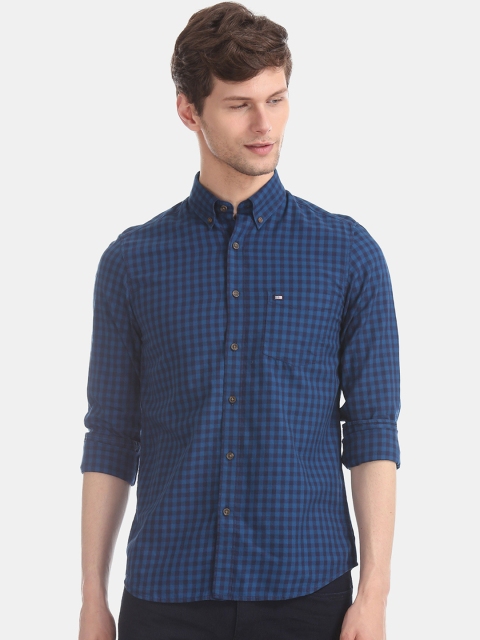 

Arrow Sport Men Blue Slim Fit Checked Casual Shirt