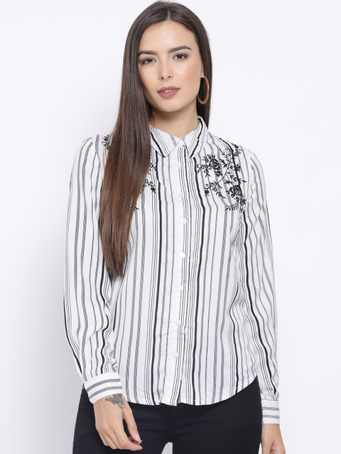 

Oxolloxo Women White & Black Regular Fit Embroidered Casual Shirt