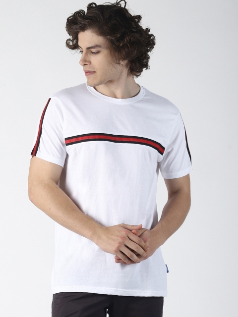 

Blue Saint Men White Solid Round Neck T-shirt