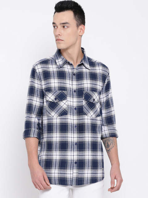

Oxolloxo Men White & Navy Blue Oxford Casual Shirt