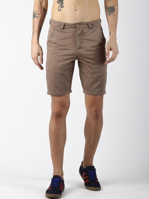 

Blue Saint Men Brown Solid Slim Fit Regular Shorts