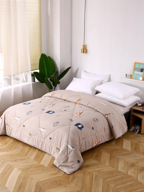 

URBAN DREAM Beige & White Cartoon Characters AC Room 120 GSM Double Bed Comforter