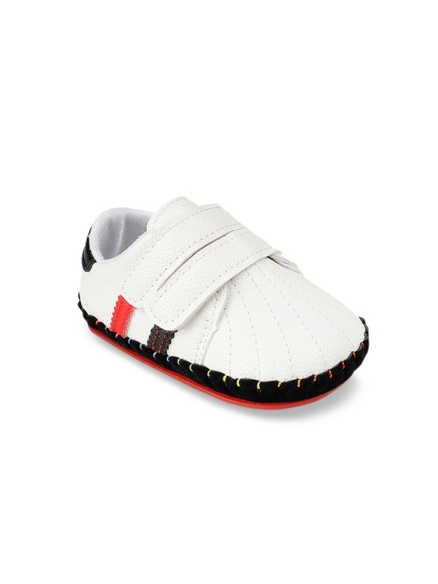 

Kittens Boys Beige Slip-On Sneakers
