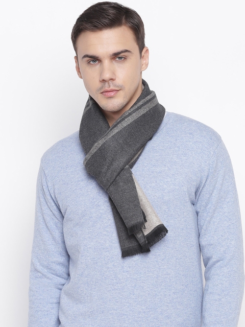 

Tossido Men Grey Solid Knitted Muffler