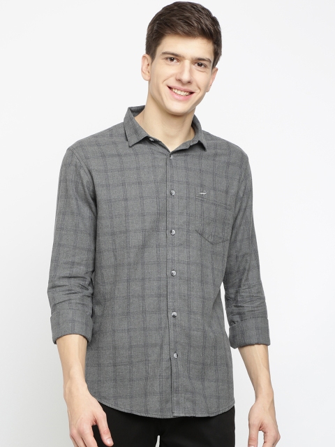 Crocodile Men Grey Slim Fit Checked Casual Shirt