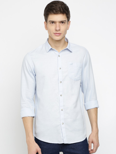 

Crocodile Men Blue Slim Fit Solid Casual Shirt