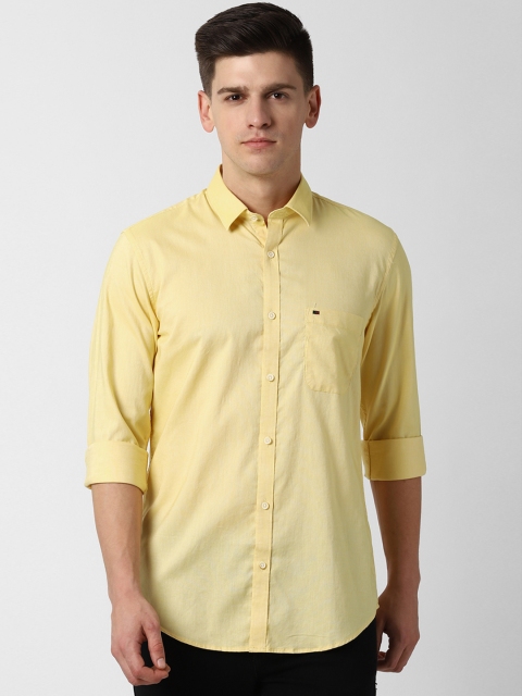 

Peter England Casuals Men Yellow Slim Fit Solid Casual Shirt