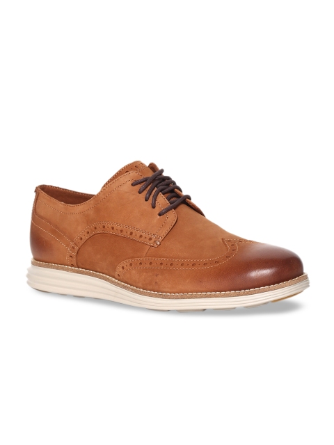 

Cole Haan Men Tan Brown Lightweight Brogues