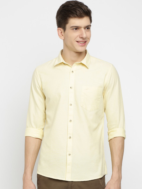 

Crocodile Men Yellow Slim Fit Solid Casual Shirt