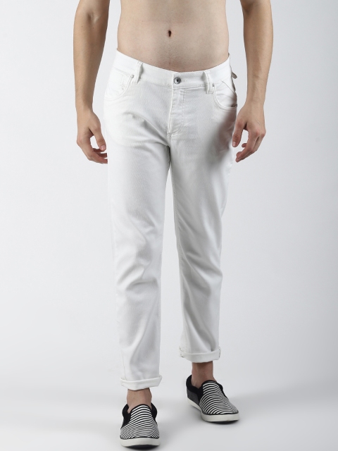 

SHELTR Men White Regular Fit Mid-Rise Clean Look Jeans