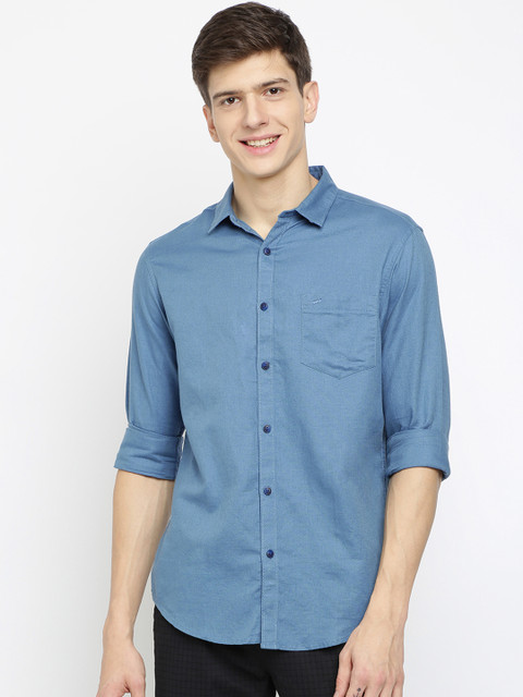 

Crocodile Men Blue Slim Fit Solid Casual Shirt