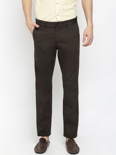 

Crocodile Men Coffee Brown Solid Slim Fit Regular Trousers