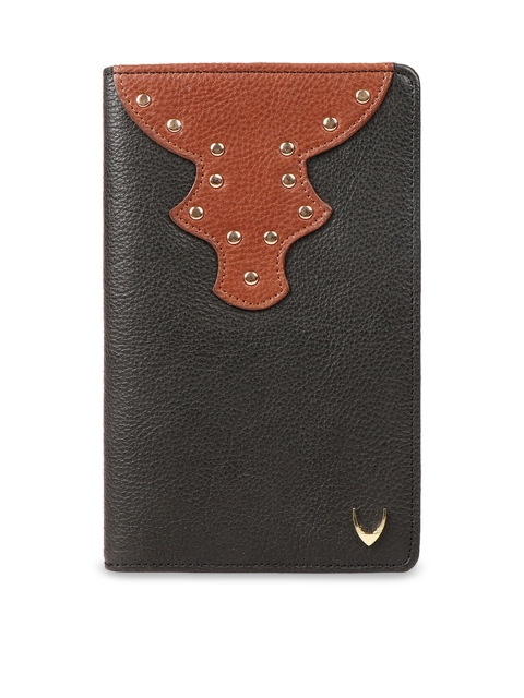 

Hidesign Men Black Solid Leather Passport Holder