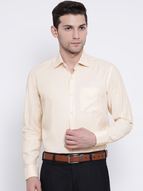 

Richlook Men Cream-Coloured Regular Fit Solid Formal Shirt