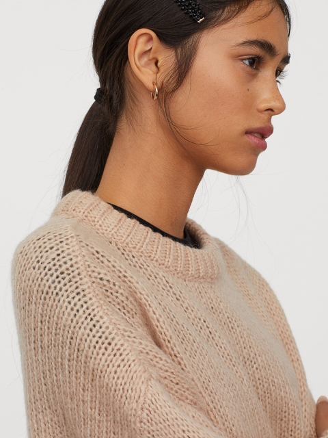 

H&M Women Beige Knitted Jumper