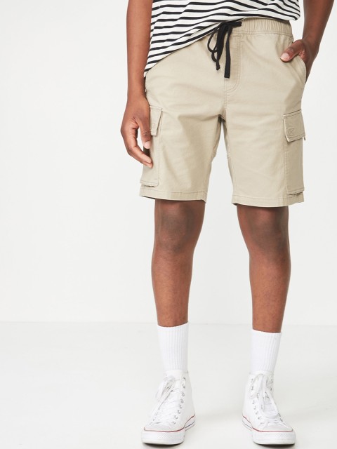 

COTTON ON Men Khaki Solid Regular Fit Cargo Shorts