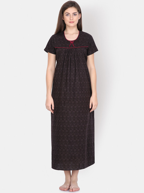 

Klamotten Black Printed Nightdress