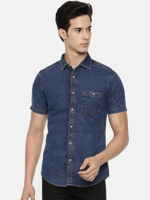 

IMYOUNG Men Blue Slim Fit Faded Casual Denim Shirt