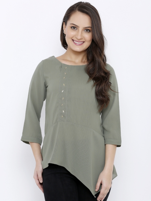 

Soie Women Green Solid Top
