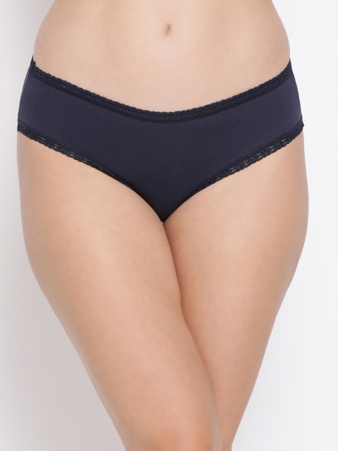 

Clovia Women Navy Blue Solid Mid-Rise Hipster Briefs With Lace Trims PN3356P08S