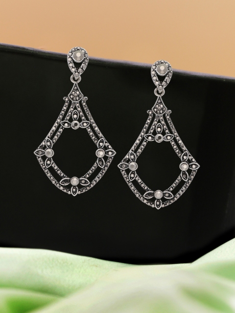 

Sia Art Jewellery Silver-Plated Drop Earrings