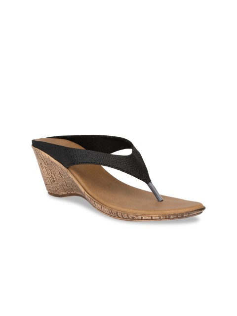 

SOLES Women Black & Beige Solid Sandals