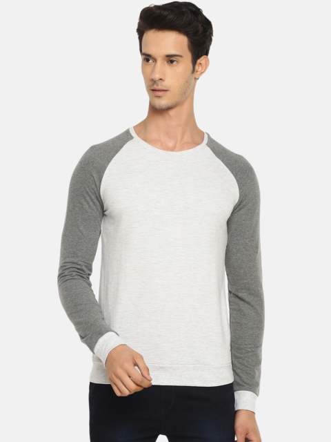 

BLISTON Men Grey Solid Pullover Sweatshirt