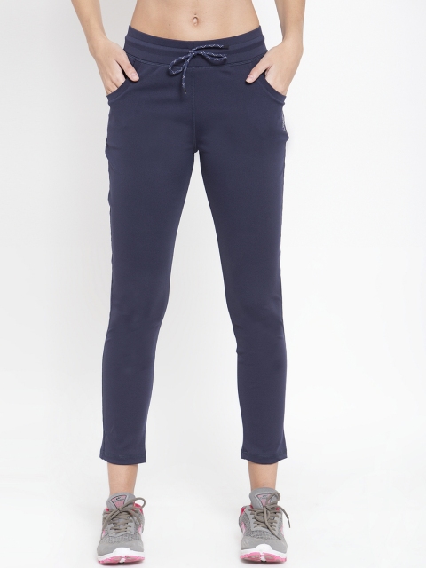 

Clora Creation Women Navy Blue Solid Three-Fourth Rapid-Dry Training Tights
