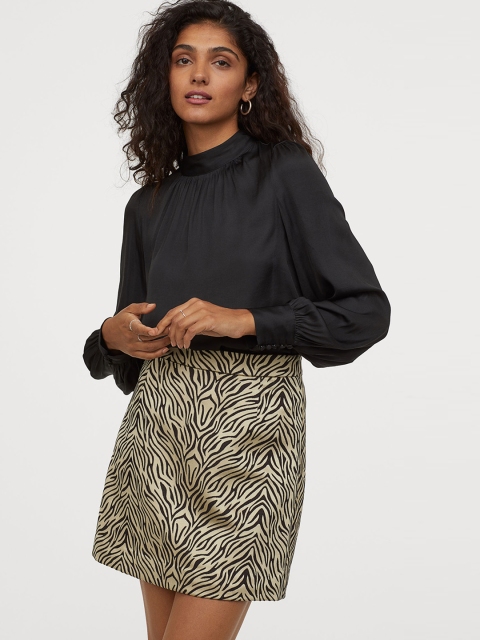 

H&M Women White & Black Printed Jacquard-Weave Skirt