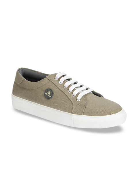 

Aditi Wasan Men Khaki Solid Sneakers