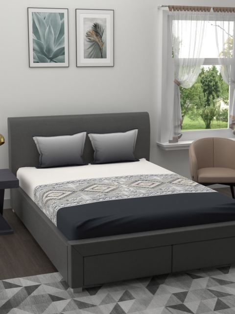 

Trident Grey & Off-White Ethnic Motifs 210 TC Cotton 1 King Bedsheet with 2 Pillow Covers