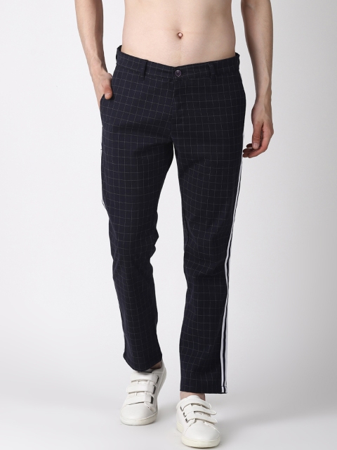 

Blue Saint Men Blue & White Regular Fit Checked Regular Trousers