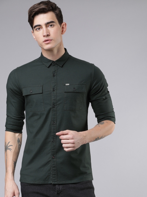 

LOCOMOTIVE Men Green Slim Fit Solid Casual Shirt