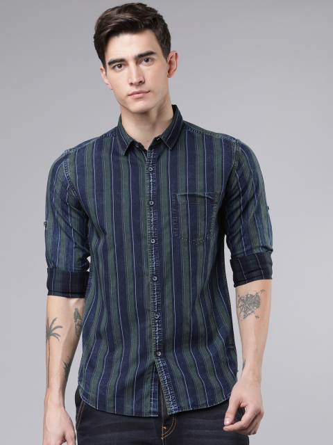 

Ecko Unltd Men Blue & Green Slim Fit Striped Casual Shirt