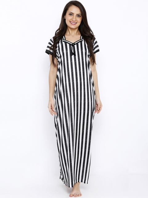 

Pretty Awesome White & Black Striped Nightdress