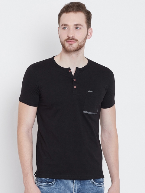 

Adobe Men Black Solid Henley Neck T-shirt
