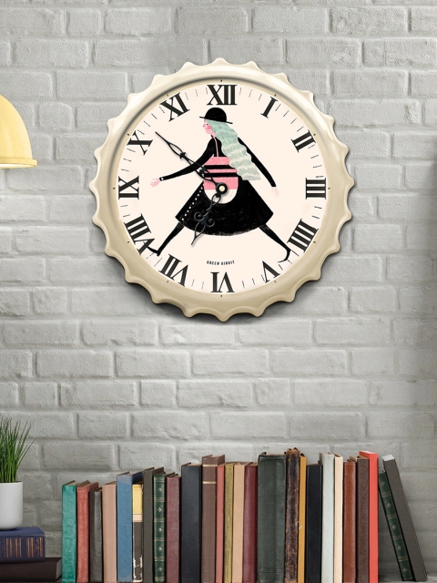 

green girgit Pink & Black Handcrafted Round Printed 30.48 cm Analogue Wall Clock