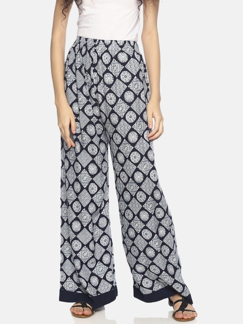 

NAKSHORA Women Grey & Blue Printed Straight Palazzos