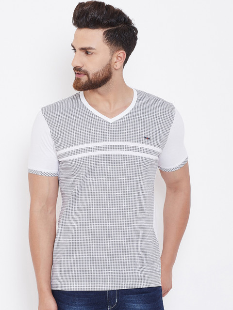 

Adobe Men White Checked V-Neck T-shirt