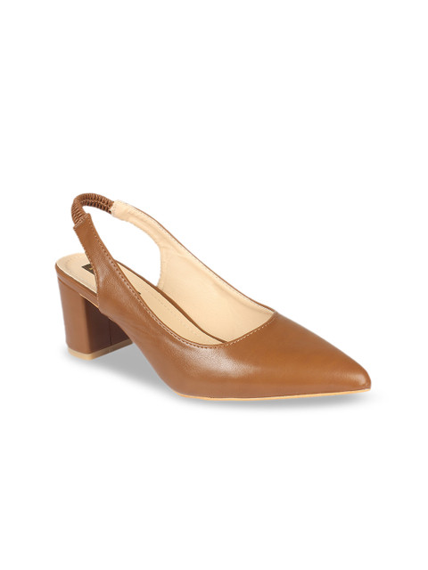 

Flat n Heels Women Tan Brown Solid Pumps