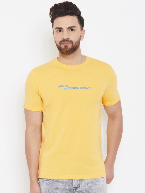 

Adobe Men Yellow Printed Round Neck T-shirt