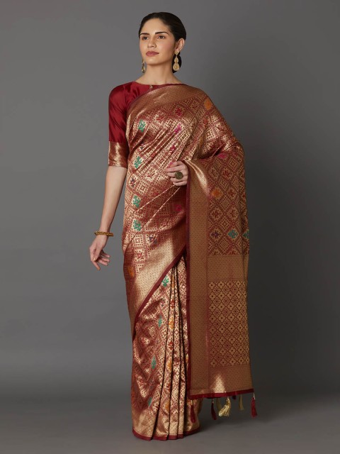 

Mitera Maroon & Gold-Toned Silk Blend Woven Design Kanjeevaram Saree