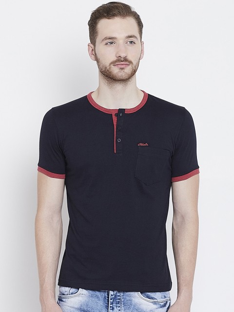 

Adobe Men Navy Blue Solid Henley Neck T-shirt