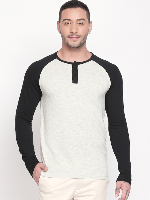 

Urban Ranger by pantaloons Men Off-White & Black Solid Henley Neck T-shirt