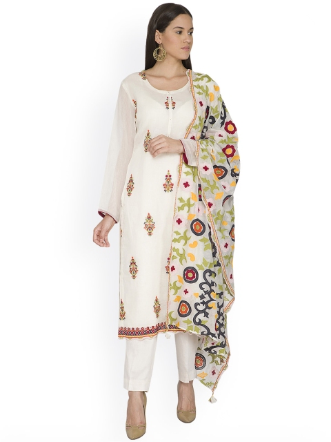 

Pernia Pop-Up Shop By NYSA & SHUBHANGI Cream-Coloured Embroidered Kurta Set