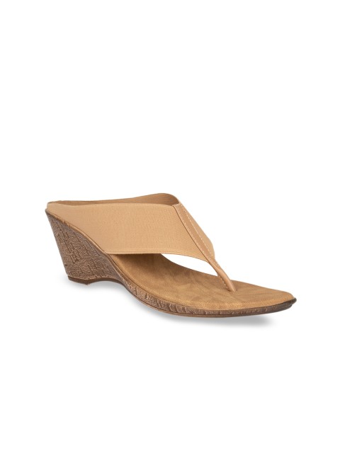 

SOLES Women Beige Solid Heels