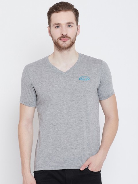 

Adobe Men Grey Melange Solid V-Neck T-shirt