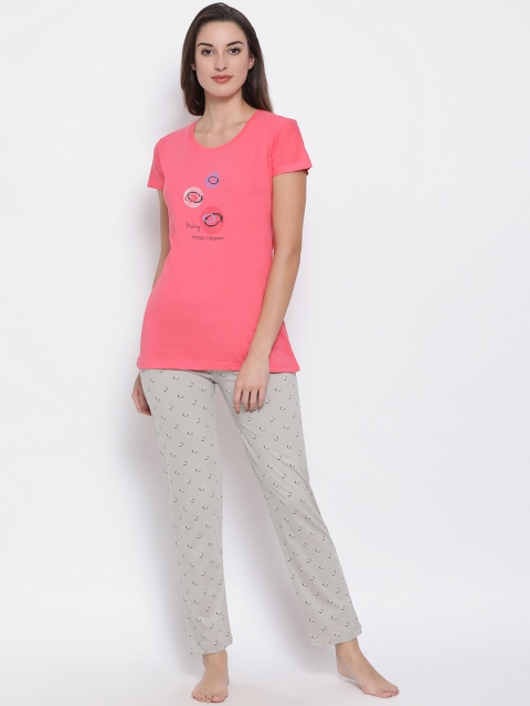 

Clovia Women Pink Printed Tshirt & Grey Solid Pyjama Night Suit LS0474P14XXL