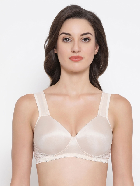 

Clovia Nude-Coloured Solid Non-Wired Lightly Padded T-shirt Bra BR1893P2432B